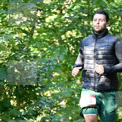 06.10.2024 - Bramfelder Halbmarathon 2024 Dr. Thomas Lammeyer http://msf.ph/oto/7338035 06.10.2024 10:24:42 Laufen 3 meine-sportfotos.de