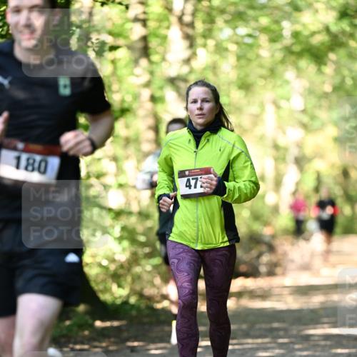 06.10.2024 - Bramfelder Halbmarathon 2024 Dr. Thomas Lammeyer http://msf.ph/oto/7338532 06.10.2024 10:27:24 Laufen 180, 47 meine-sportfotos.de