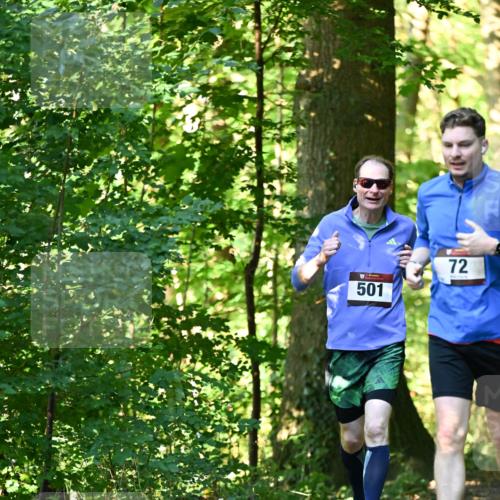 06.10.2024 - Bramfelder Halbmarathon 2024 Dr. Thomas Lammeyer http://msf.ph/oto/7338615 06.10.2024 10:27:58 Laufen 501, 72 meine-sportfotos.de