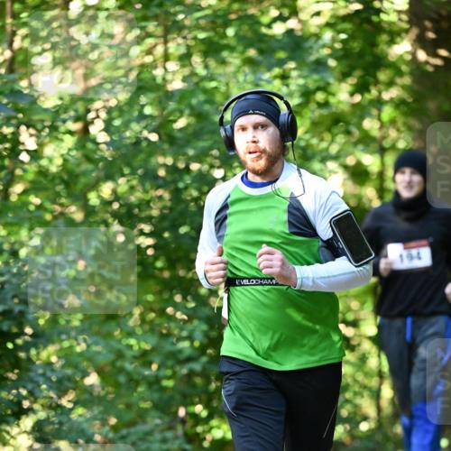 06.10.2024 - Bramfelder Halbmarathon 2024 Dr. Thomas Lammeyer http://msf.ph/oto/7338668 06.10.2024 10:28:17 Laufen 194 meine-sportfotos.de