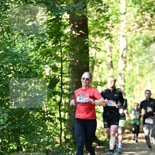 06.10.2024 - Bramfelder Halbmarathon 2024 Dr. Thomas Lammeyer http://msf.ph/oto/7338680 06.10.2024 10:28:21 Laufen 54, 303 meine-sportfotos.de