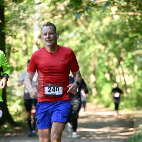 06.10.2024 - Bramfelder Halbmarathon 2024 Dr. Thomas Lammeyer http://msf.ph/oto/7338995 06.10.2024 10:29:42 Laufen 240, 106 meine-sportfotos.de