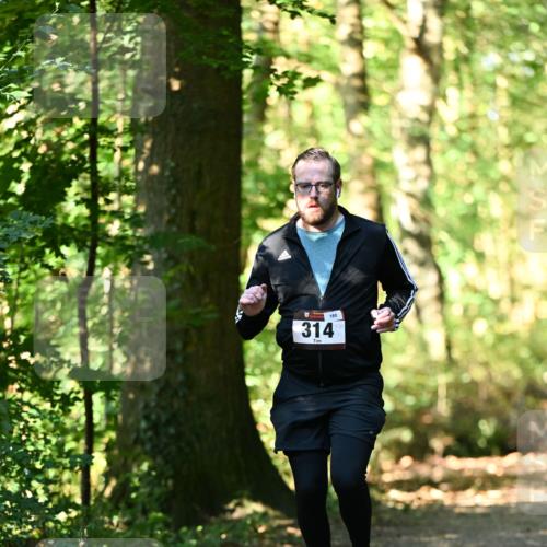 06.10.2024 - Bramfelder Halbmarathon 2024 Dr. Thomas Lammeyer http://msf.ph/oto/7339182 06.10.2024 10:30:49 Laufen 180, 314 meine-sportfotos.de