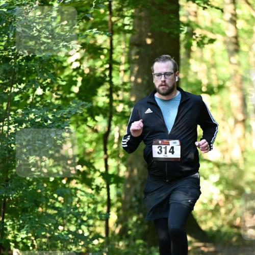 06.10.2024 - Bramfelder Halbmarathon 2024 Dr. Thomas Lammeyer http://msf.ph/oto/7339188 06.10.2024 10:30:50 Laufen 314, 180 meine-sportfotos.de