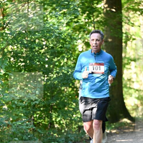 06.10.2024 - Bramfelder Halbmarathon 2024 Dr. Thomas Lammeyer http://msf.ph/oto/7339278 06.10.2024 10:31:34 Laufen 101 meine-sportfotos.de