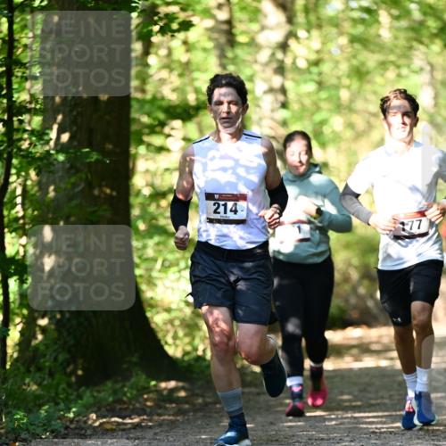 06.10.2024 - Bramfelder Halbmarathon 2024 Dr. Thomas Lammeyer http://msf.ph/oto/7339529 06.10.2024 10:34:25 Laufen 214 meine-sportfotos.de