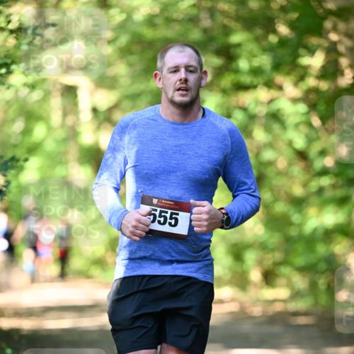 06.10.2024 - Bramfelder Halbmarathon 2024 Dr. Thomas Lammeyer http://msf.ph/oto/7339681 06.10.2024 10:36:24 Laufen 33, 555 meine-sportfotos.de