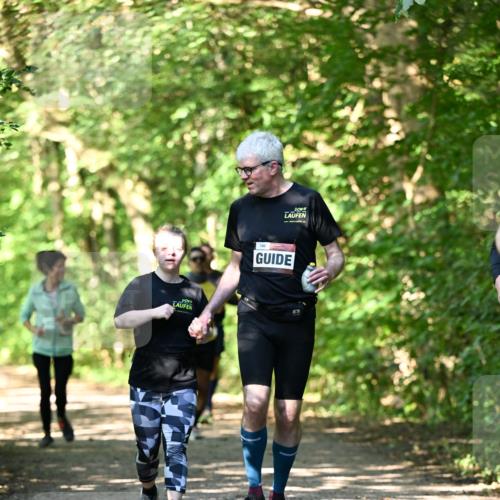 06.10.2024 - Bramfelder Halbmarathon 2024 Dr. Thomas Lammeyer http://msf.ph/oto/7339733 06.10.2024 10:36:50 Laufen  meine-sportfotos.de