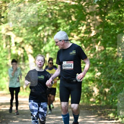 06.10.2024 - Bramfelder Halbmarathon 2024 Dr. Thomas Lammeyer http://msf.ph/oto/7339741 06.10.2024 10:36:51 Laufen 140 meine-sportfotos.de