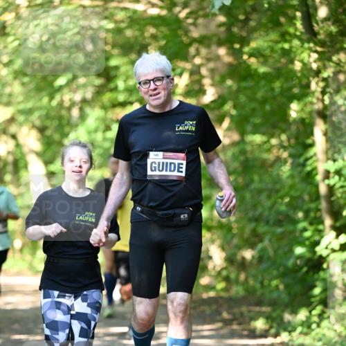 06.10.2024 - Bramfelder Halbmarathon 2024 Dr. Thomas Lammeyer http://msf.ph/oto/7339749 06.10.2024 10:36:52 Laufen 140 meine-sportfotos.de