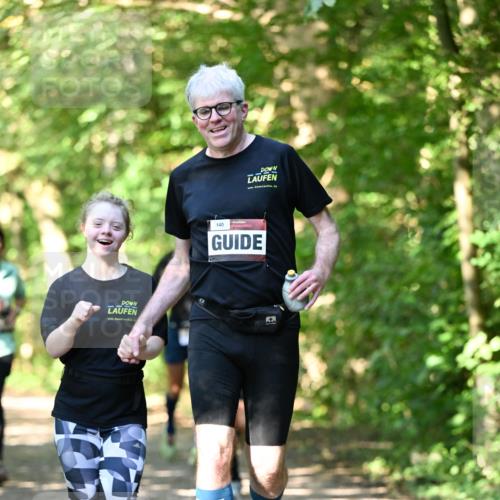 06.10.2024 - Bramfelder Halbmarathon 2024 Dr. Thomas Lammeyer http://msf.ph/oto/7339752 06.10.2024 10:36:52 Laufen 140 meine-sportfotos.de