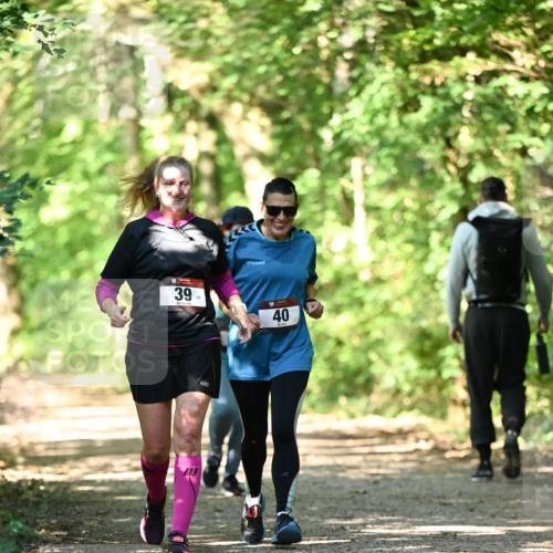 06.10.2024 - Bramfelder Halbmarathon 2024 Dr. Thomas Lammeyer http://msf.ph/oto/7339772 06.10.2024 10:37:26 Laufen 39, 40 meine-sportfotos.de