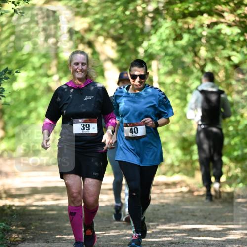 06.10.2024 - Bramfelder Halbmarathon 2024 Dr. Thomas Lammeyer http://msf.ph/oto/7339781 06.10.2024 10:37:28 Laufen 39, 59, 40 meine-sportfotos.de