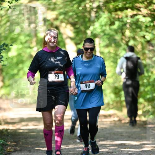 06.10.2024 - Bramfelder Halbmarathon 2024 Dr. Thomas Lammeyer http://msf.ph/oto/7339782 06.10.2024 10:37:28 Laufen 39, 59, 40 meine-sportfotos.de