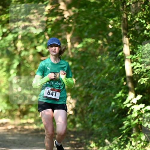 06.10.2024 - Bramfelder Halbmarathon 2024 Dr. Thomas Lammeyer http://msf.ph/oto/7339863 06.10.2024 10:39:13 Laufen 92, 541 meine-sportfotos.de