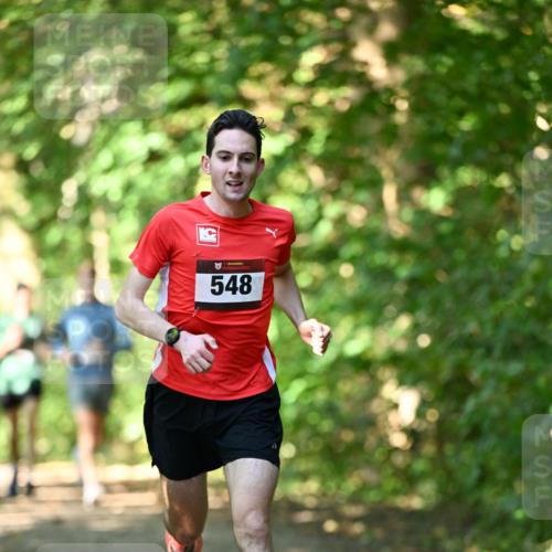 06.10.2024 - Bramfelder Halbmarathon 2024 Dr. Thomas Lammeyer http://msf.ph/oto/7339937 06.10.2024 10:40:21 Laufen 548 meine-sportfotos.de