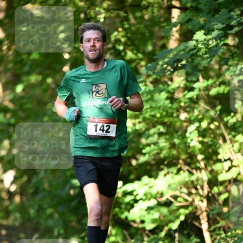 06.10.2024 - Bramfelder Halbmarathon 2024 Dr. Thomas Lammeyer http://msf.ph/oto/7340097 06.10.2024 10:41:42 Laufen 142 meine-sportfotos.de