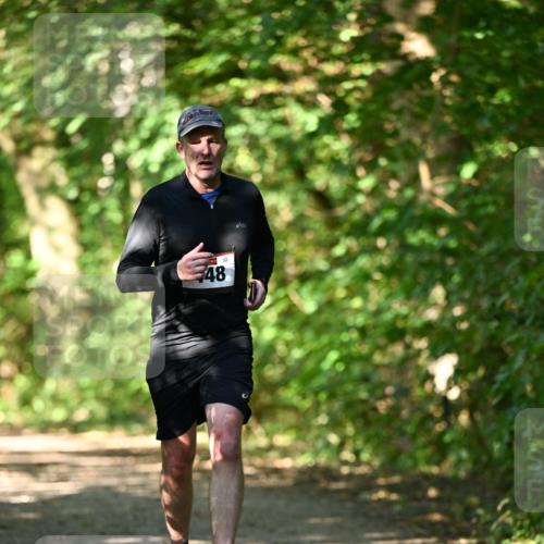 06.10.2024 - Bramfelder Halbmarathon 2024 Dr. Thomas Lammeyer http://msf.ph/oto/7340108 06.10.2024 10:41:45 Laufen 48, 32 meine-sportfotos.de