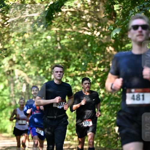 06.10.2024 - Bramfelder Halbmarathon 2024 Dr. Thomas Lammeyer http://msf.ph/oto/7340241 06.10.2024 10:42:19 Laufen 262, 537, 353, 481 meine-sportfotos.de