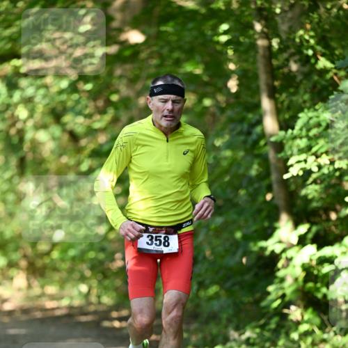 06.10.2024 - Bramfelder Halbmarathon 2024 Dr. Thomas Lammeyer http://msf.ph/oto/7340330 06.10.2024 10:42:53 Laufen 358 meine-sportfotos.de