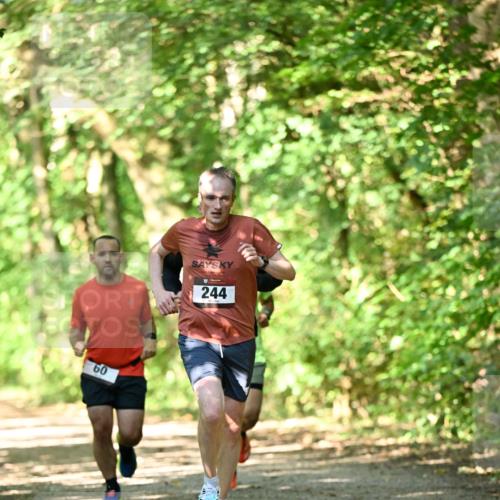 06.10.2024 - Bramfelder Halbmarathon 2024 Dr. Thomas Lammeyer http://msf.ph/oto/7340334 06.10.2024 10:42:55 Laufen 60, 244 meine-sportfotos.de