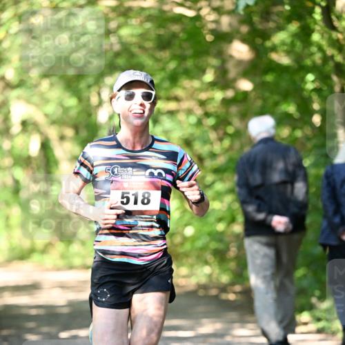 06.10.2024 - Bramfelder Halbmarathon 2024 Dr. Thomas Lammeyer http://msf.ph/oto/7340386 06.10.2024 10:43:11 Laufen 50, 2024, 518 meine-sportfotos.de