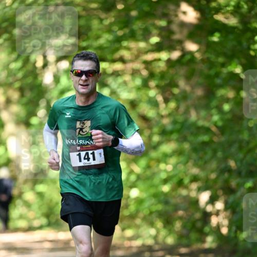 06.10.2024 - Bramfelder Halbmarathon 2024 Dr. Thomas Lammeyer http://msf.ph/oto/7340474 06.10.2024 10:44:02 Laufen 141 meine-sportfotos.de