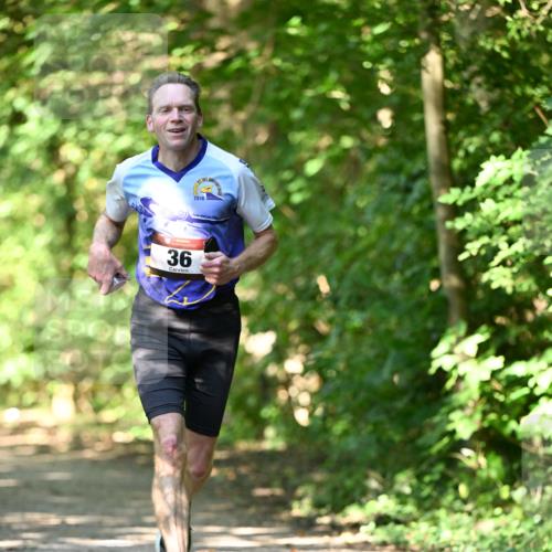 06.10.2024 - Bramfelder Halbmarathon 2024 Dr. Thomas Lammeyer http://msf.ph/oto/7340608 06.10.2024 10:45:06 Laufen 2010, 36 meine-sportfotos.de