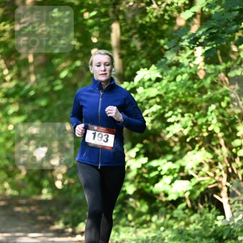 06.10.2024 - Bramfelder Halbmarathon 2024 Dr. Thomas Lammeyer http://msf.ph/oto/7340675 06.10.2024 10:45:50 Laufen 193 meine-sportfotos.de