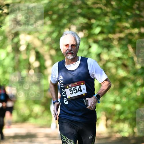 06.10.2024 - Bramfelder Halbmarathon 2024 Dr. Thomas Lammeyer http://msf.ph/oto/7340843 06.10.2024 10:46:32 Laufen 554 meine-sportfotos.de