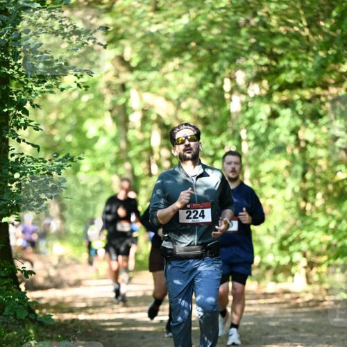 06.10.2024 - Bramfelder Halbmarathon 2024 Dr. Thomas Lammeyer http://msf.ph/oto/7341063 06.10.2024 10:47:50 Laufen 224 meine-sportfotos.de