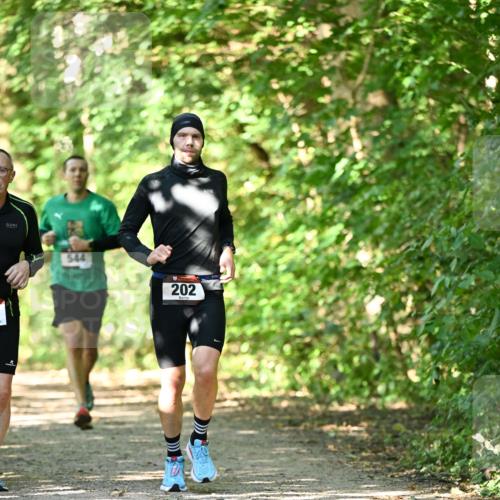 06.10.2024 - Bramfelder Halbmarathon 2024 Dr. Thomas Lammeyer http://msf.ph/oto/7341188 06.10.2024 10:48:20 Laufen 09, 544, 202 meine-sportfotos.de