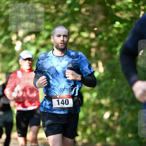 06.10.2024 - Bramfelder Halbmarathon 2024 Dr. Thomas Lammeyer http://msf.ph/oto/7341268 06.10.2024 10:48:45 Laufen 140 meine-sportfotos.de