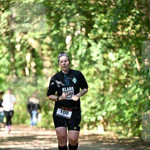 06.10.2024 - Bramfelder Halbmarathon 2024 Dr. Thomas Lammeyer http://msf.ph/oto/7341421 06.10.2024 10:49:27 Laufen 108 meine-sportfotos.de