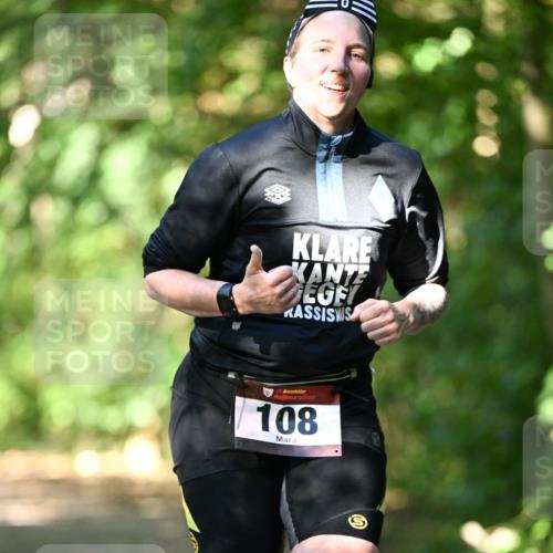 06.10.2024 - Bramfelder Halbmarathon 2024 Dr. Thomas Lammeyer http://msf.ph/oto/7341445 06.10.2024 10:49:30 Laufen 108 meine-sportfotos.de