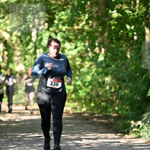 06.10.2024 - Bramfelder Halbmarathon 2024 Dr. Thomas Lammeyer http://msf.ph/oto/7341607 06.10.2024 10:50:15 Laufen 126, 330 meine-sportfotos.de