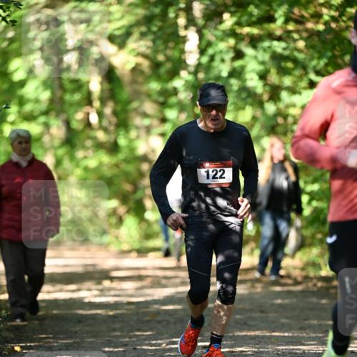 06.10.2024 - Bramfelder Halbmarathon 2024 Dr. Thomas Lammeyer http://msf.ph/oto/7341924 06.10.2024 10:51:40 Laufen 122 meine-sportfotos.de