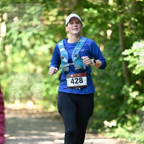 06.10.2024 - Bramfelder Halbmarathon 2024 Dr. Thomas Lammeyer http://msf.ph/oto/7341953 06.10.2024 10:51:54 Laufen 3, 428 meine-sportfotos.de