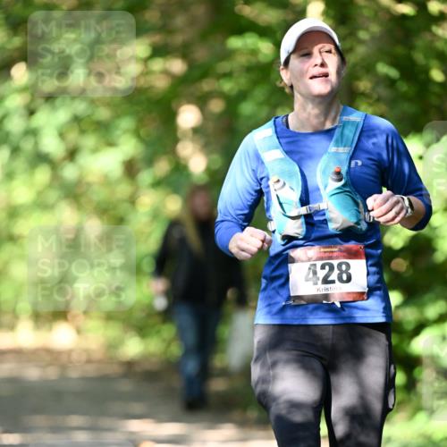 06.10.2024 - Bramfelder Halbmarathon 2024 Dr. Thomas Lammeyer http://msf.ph/oto/7341958 06.10.2024 10:51:55 Laufen 428 meine-sportfotos.de