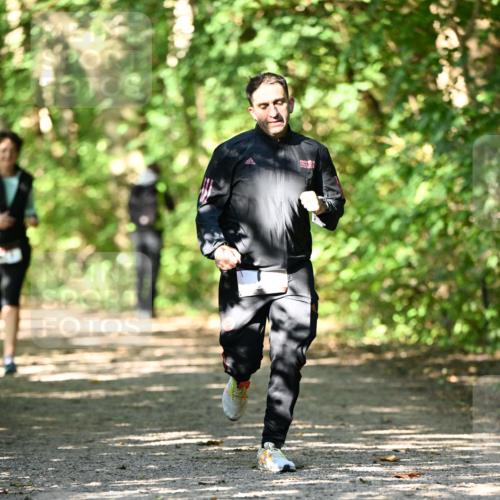 06.10.2024 - Bramfelder Halbmarathon 2024 Dr. Thomas Lammeyer http://msf.ph/oto/7342308 06.10.2024 10:52:57 Laufen  meine-sportfotos.de