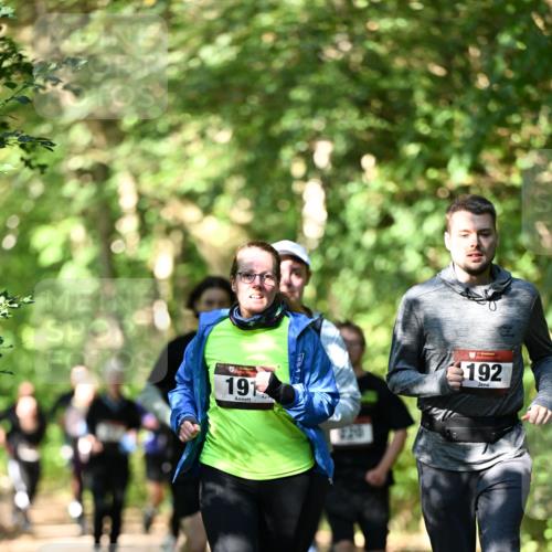 06.10.2024 - Bramfelder Halbmarathon 2024 Dr. Thomas Lammeyer http://msf.ph/oto/7342418 06.10.2024 10:53:16 Laufen 191, 192 meine-sportfotos.de