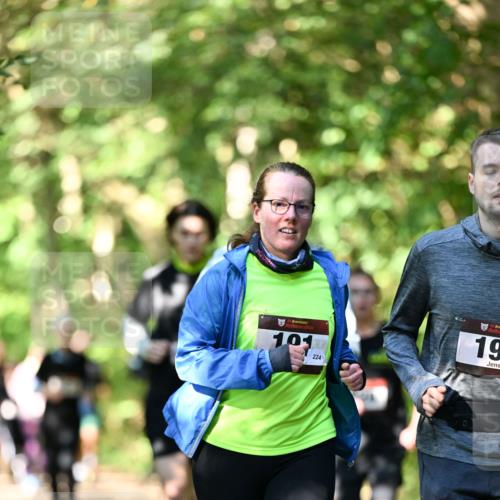 06.10.2024 - Bramfelder Halbmarathon 2024 Dr. Thomas Lammeyer http://msf.ph/oto/7342442 06.10.2024 10:53:17 Laufen 101, 224, 19 meine-sportfotos.de