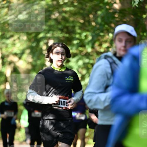 06.10.2024 - Bramfelder Halbmarathon 2024 Dr. Thomas Lammeyer http://msf.ph/oto/7342459 06.10.2024 10:53:19 Laufen  meine-sportfotos.de