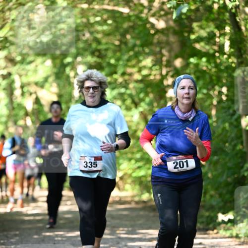 06.10.2024 - Bramfelder Halbmarathon 2024 Dr. Thomas Lammeyer http://msf.ph/oto/7342896 06.10.2024 10:54:08 Laufen 335, 201 meine-sportfotos.de