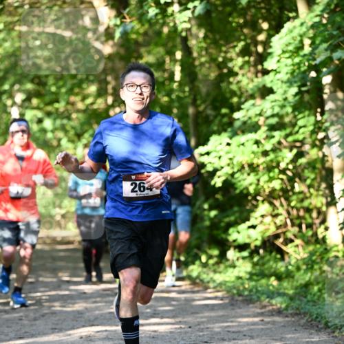 06.10.2024 - Bramfelder Halbmarathon 2024 Dr. Thomas Lammeyer http://msf.ph/oto/7343210 06.10.2024 10:54:56 Laufen 264 meine-sportfotos.de