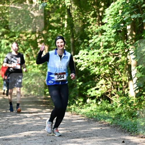 06.10.2024 - Bramfelder Halbmarathon 2024 Dr. Thomas Lammeyer http://msf.ph/oto/7343236 06.10.2024 10:55:03 Laufen 564 meine-sportfotos.de