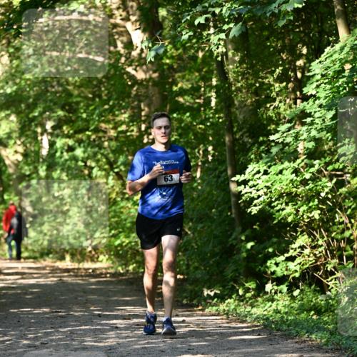 06.10.2024 - Bramfelder Halbmarathon 2024 Dr. Thomas Lammeyer http://msf.ph/oto/7343262 06.10.2024 10:55:21 Laufen 63 meine-sportfotos.de