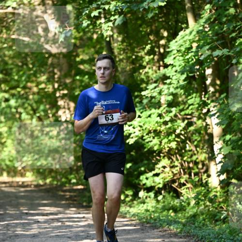 06.10.2024 - Bramfelder Halbmarathon 2024 Dr. Thomas Lammeyer http://msf.ph/oto/7343273 06.10.2024 10:55:22 Laufen 20, 63 meine-sportfotos.de