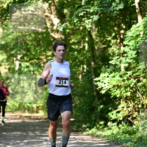 06.10.2024 - Bramfelder Halbmarathon 2024 Dr. Thomas Lammeyer http://msf.ph/oto/7343420 06.10.2024 10:56:24 Laufen 214 meine-sportfotos.de