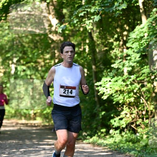 06.10.2024 - Bramfelder Halbmarathon 2024 Dr. Thomas Lammeyer http://msf.ph/oto/7343422 06.10.2024 10:56:24 Laufen 214 meine-sportfotos.de